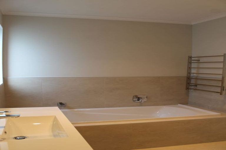 Photo of property in 49 Glidepath Road, Hobsonville, Auckland, 0616