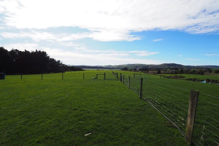 Photo of property in 86 Jacks Bay Road, Hinahina, Owaka, 9586