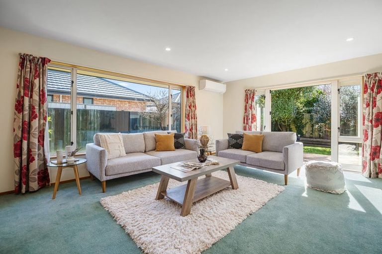 Photo of property in 32a Sawyers Arms Road, Northcote, Christchurch, 8052