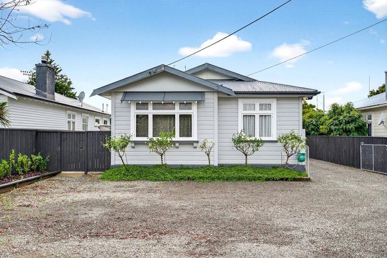 Photo of property in 25 Herbert Street, Masterton, 5810