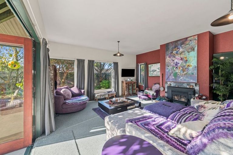 Photo of property in 1 Strachan Way, Highbury, Palmerston North, 4412