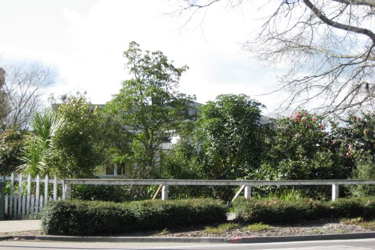 Photo of property in 129 Te Mata Road, Havelock North, 4130