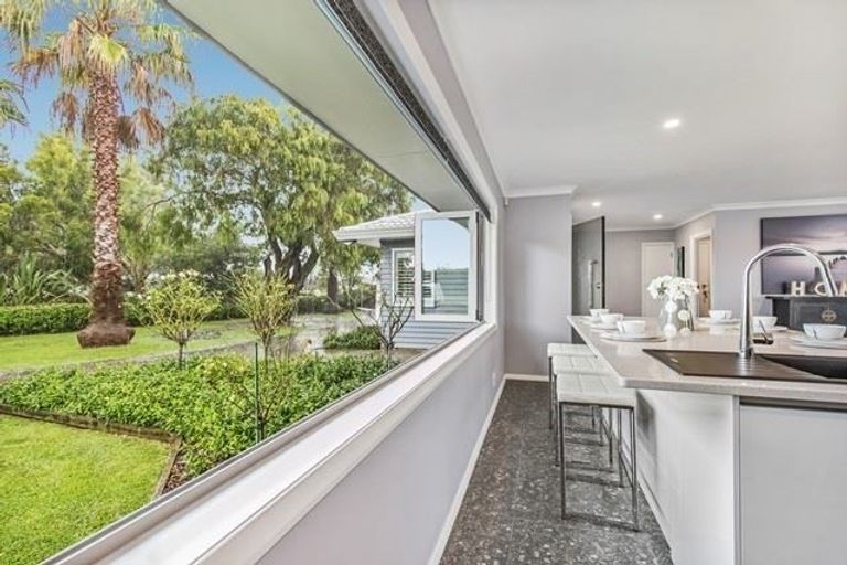 Photo of property in 231 Karaka Nth Road, Karaka, Papakura, 2580