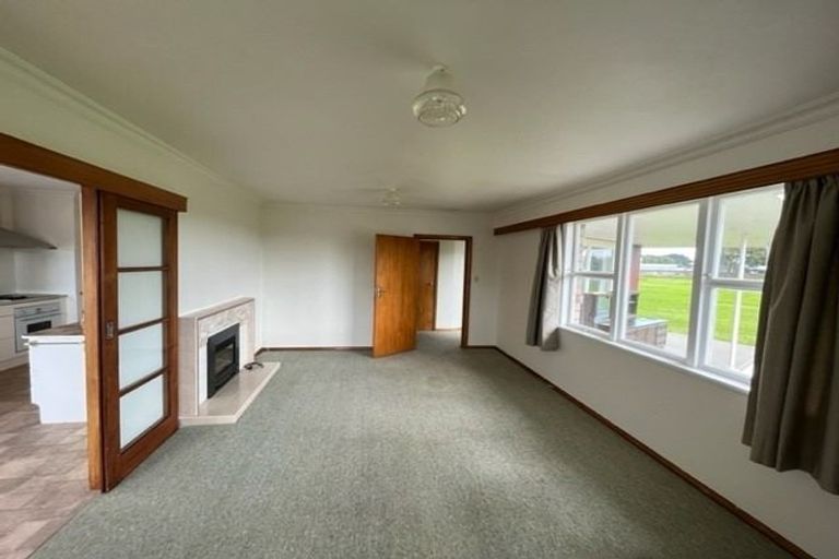 Photo of property in 261 Rangiuru Road, Otaki, 5512