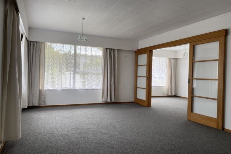 Photo of property in 94 Ferry Parade, Herald Island, Auckland, 0618