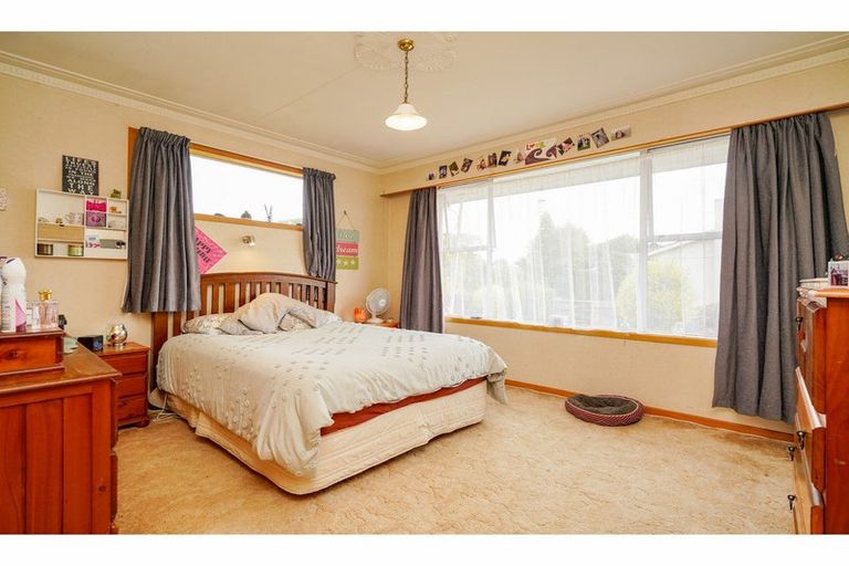 Photo of property in 77 Duncan Street, Hawthorndale, Invercargill, 9810