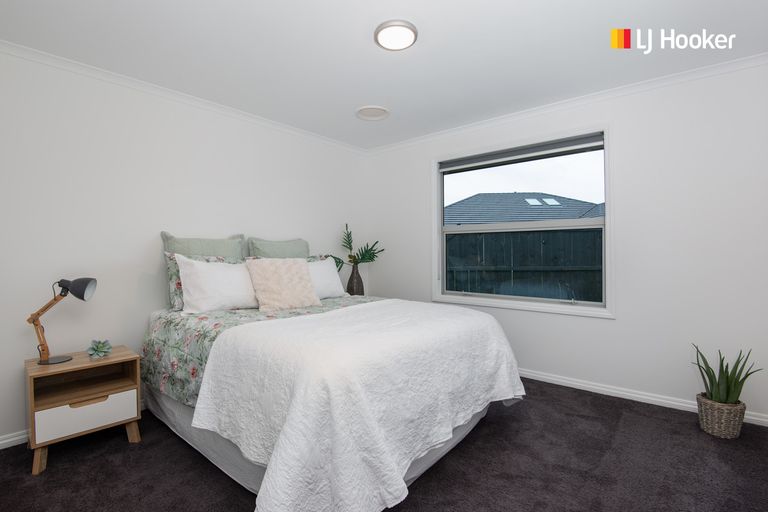 Photo of property in 8 Kinloch Place, Mosgiel, 9024