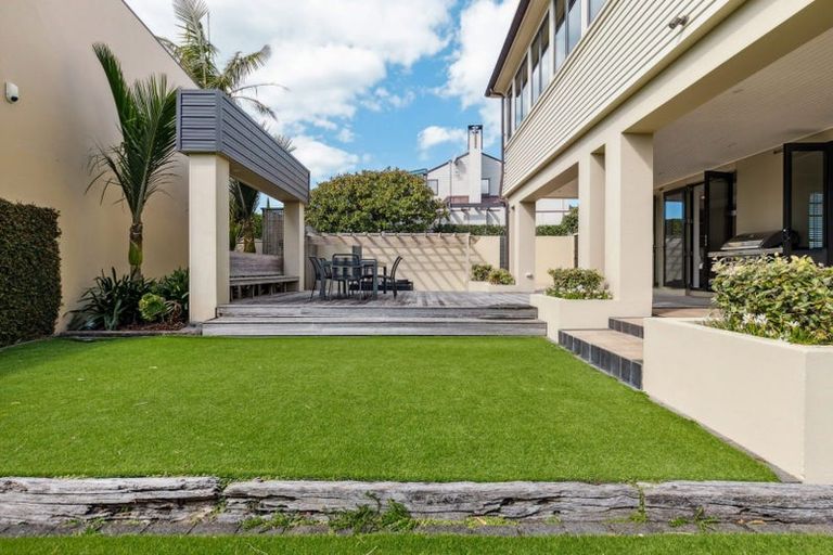 Photo of property in 16 Selwyn Avenue, Mission Bay, Auckland, 1071