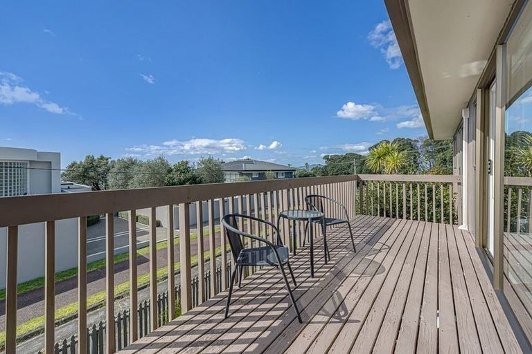 Photo of property in 1/20 Castor Bay Road, Castor Bay, Auckland, 0620