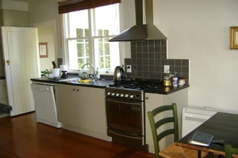 Photo of property in 1/165 Fendalton Road, Fendalton, Christchurch, 8052