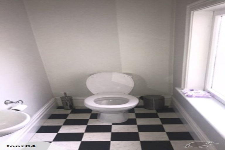 Photo of property in 1 Nelson Terrace, Seaview, Timaru, 7910