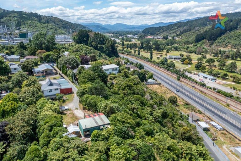 Photo of property in 16b Hugh Duncan Street, Haywards, Lower Hutt, 5018