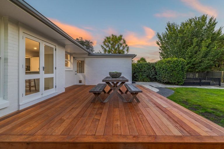 Photo of property in 42 Hudson Street, Bryndwr, Christchurch, 8053