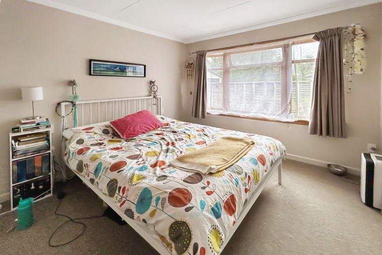 Photo of property in 8 Mahuri Road, Otatara, Invercargill, 9879