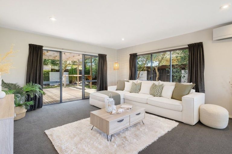 Photo of property in 71 Romana Crescent, Papamoa Beach, Papamoa, 3118