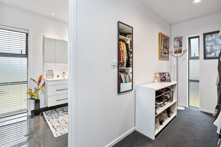 Photo of property in 22 Stace Hopper Drive, One Tree Point, 0118