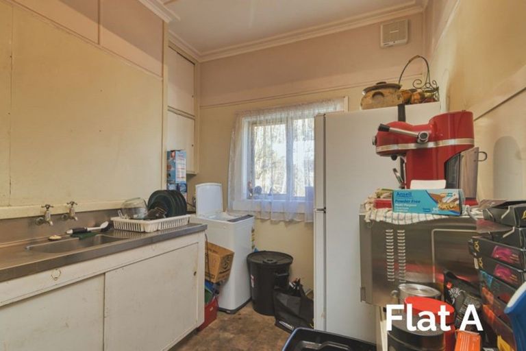 Photo of property in 22 Coote Road, Bluff Hill, Napier, 4110