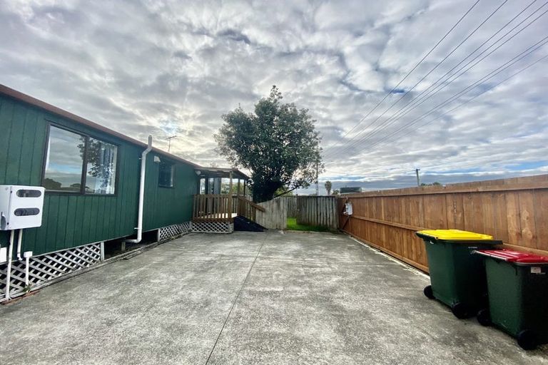 Photo of property in 21 Plunket Avenue, Papatoetoe, Auckland, 2104