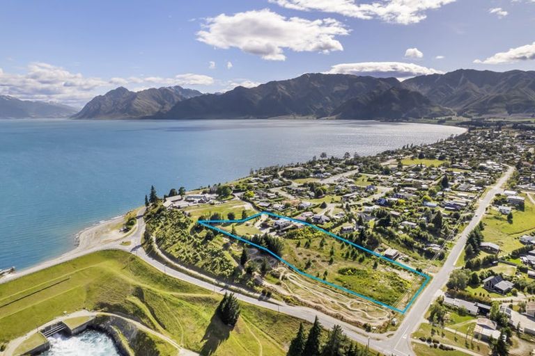 Photo of property in 17 Parry Crescent, Lake Hawea, 9382