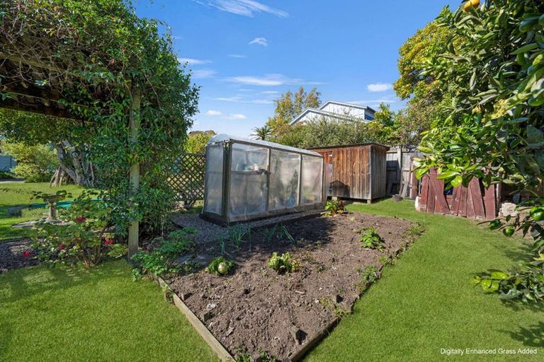 Photo of property in 19 Franklin Terrace, Havelock North, 4130