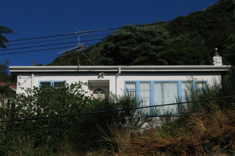 Photo of property in 61 Farnham Street, Mornington, Wellington, 6021