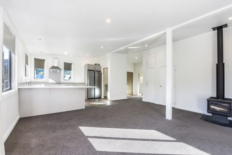 Photo of property in 1 Wilson Street, Havelock, 7100