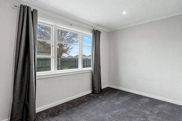 Photo of property in 25 Tauiwi Crescent, Hei Hei, Christchurch, 8042
