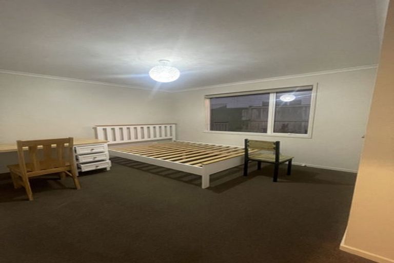 Photo of property in 2 Harris Drive, Silverdale, 0932