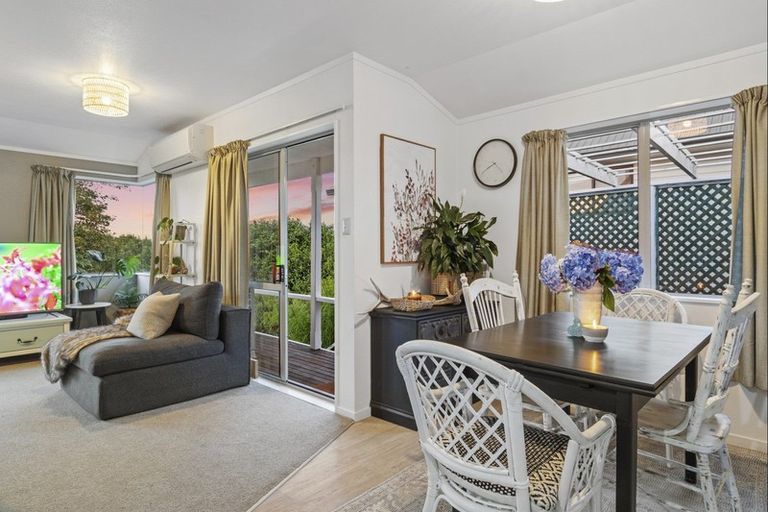 Photo of property in 33 Brookfield Terrace, Brookfield, Tauranga, 3110