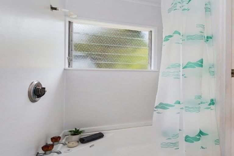 Photo of property in 3/37 Western Hills Drive, Kensington, Whangarei, 0112