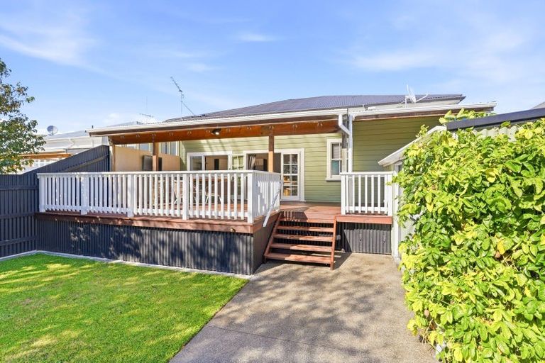 Photo of property in 76 Bell Street, Whanganui, 4500