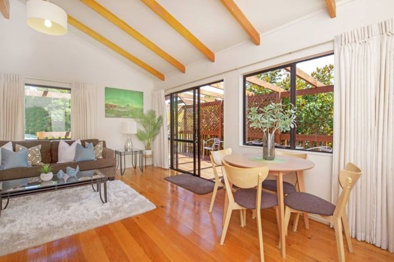 Photo of property in 3 Jandell Crescent, Bucklands Beach, Auckland, 2014