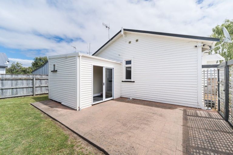 Photo of property in 43 Lyndhurst Street, Takaro, Palmerston North, 4412