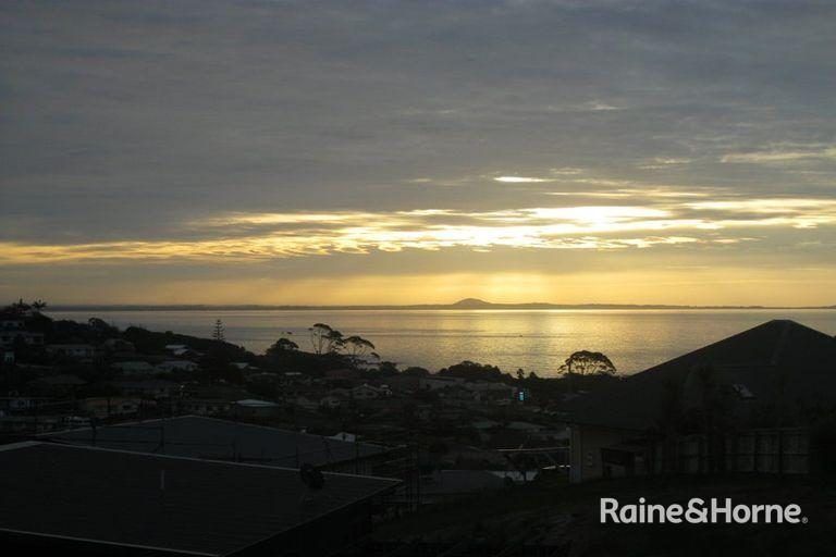 Photo of property in 18 Freyja Crescent, Coopers Beach, 0420