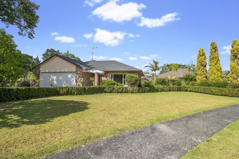 Photo of property in 154 Wattle Farm Road, Wattle Downs, Auckland, 2103