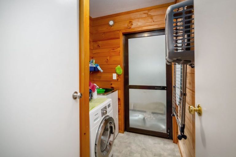 Photo of property in 74 Charles Street, Carterton, 5713