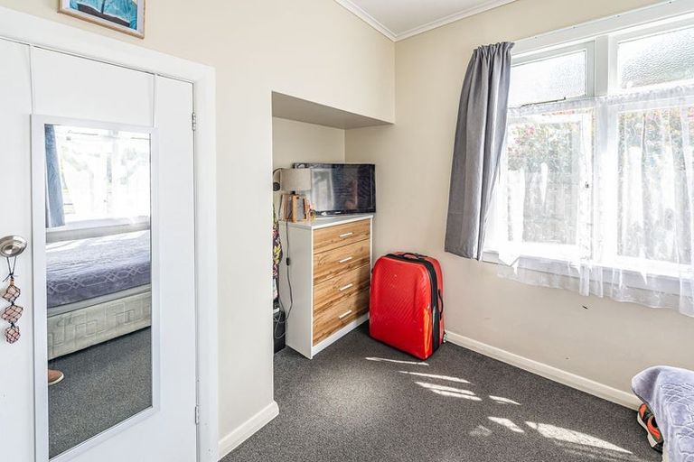 Photo of property in 30 Alexandra Street, Marton, 4710