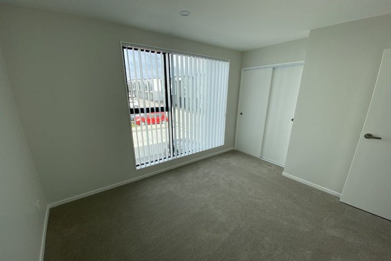 Photo of property in 15a Colin Chester Drive, Silverdale, 0932