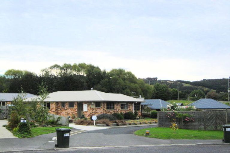 Photo of property in 23 Duxford Crescent, Fairfield, Dunedin, 9018