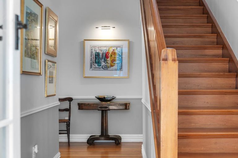 Photo of property in 43 Colombo Street, Cashmere, Christchurch, 8022