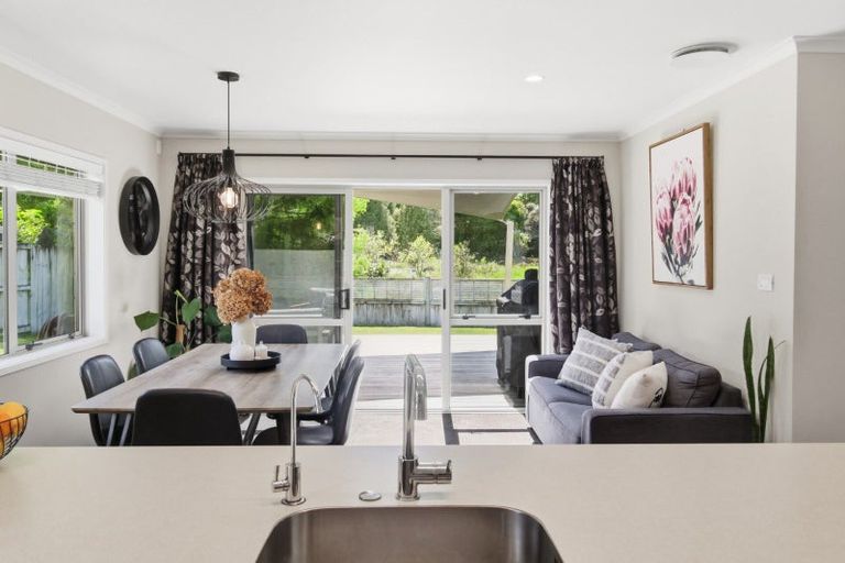 Photo of property in 11 Barometer Way, Pyes Pa, Tauranga, 3112