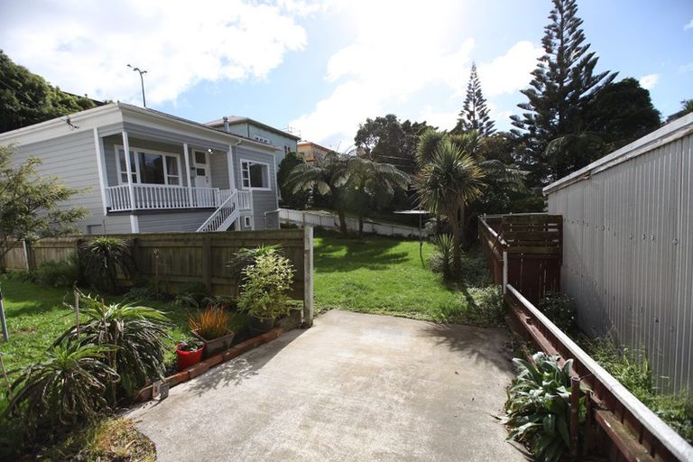 Photo of property in 172 Hanson Street, Newtown, Wellington, 6021