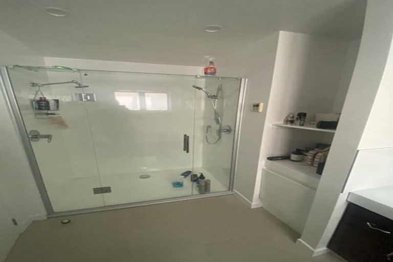 Photo of property in 214 Major Hornbrook Road, Mount Pleasant, Christchurch, 8081