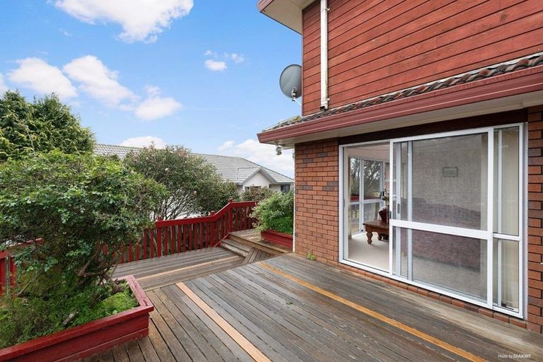 Photo of property in 7 Anure Place, Highland Park, Auckland, 2010