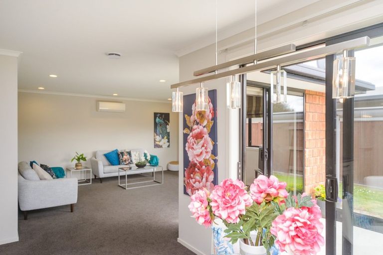 Photo of property in 2 Pegasus Place, Kelvin Grove, Palmerston North, 4414