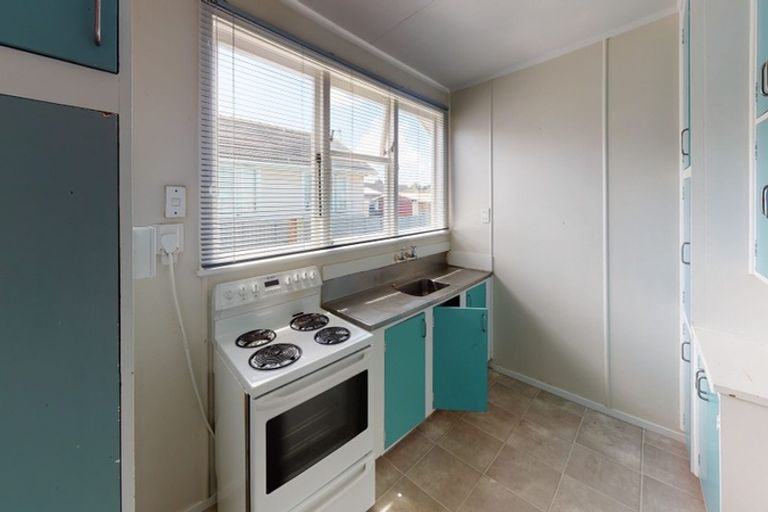 Photo of property in 60-62 Titoki Street, Castlecliff, Whanganui, 4501