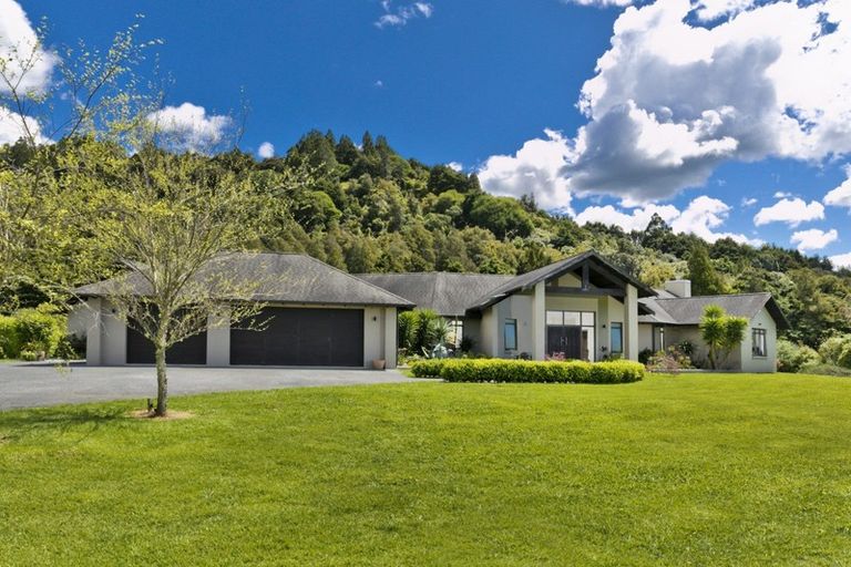 Photo of property in 131b Waitoki Road, Waitoki, Kaukapakapa, 0871