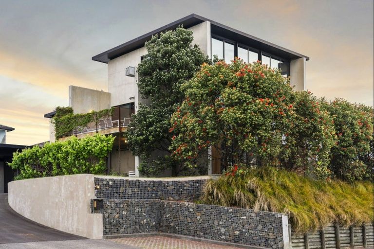 Photo of property in 9 Sutherland Avenue, Mount Maunganui, 3116