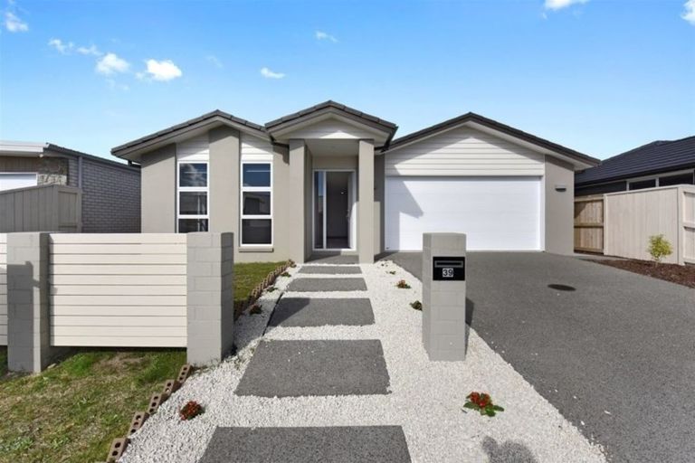 Photo of property in 39 Awatira Drive, Papamoa Beach, Papamoa, 3118