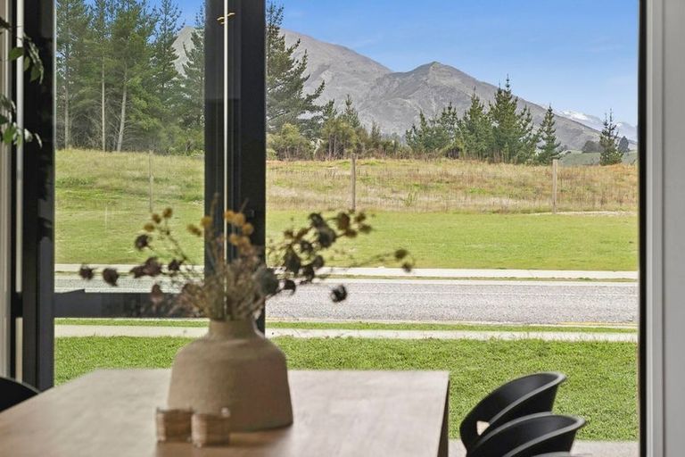 Photo of property in 12 Moonstone Street, Albert Town, Wanaka, 9305